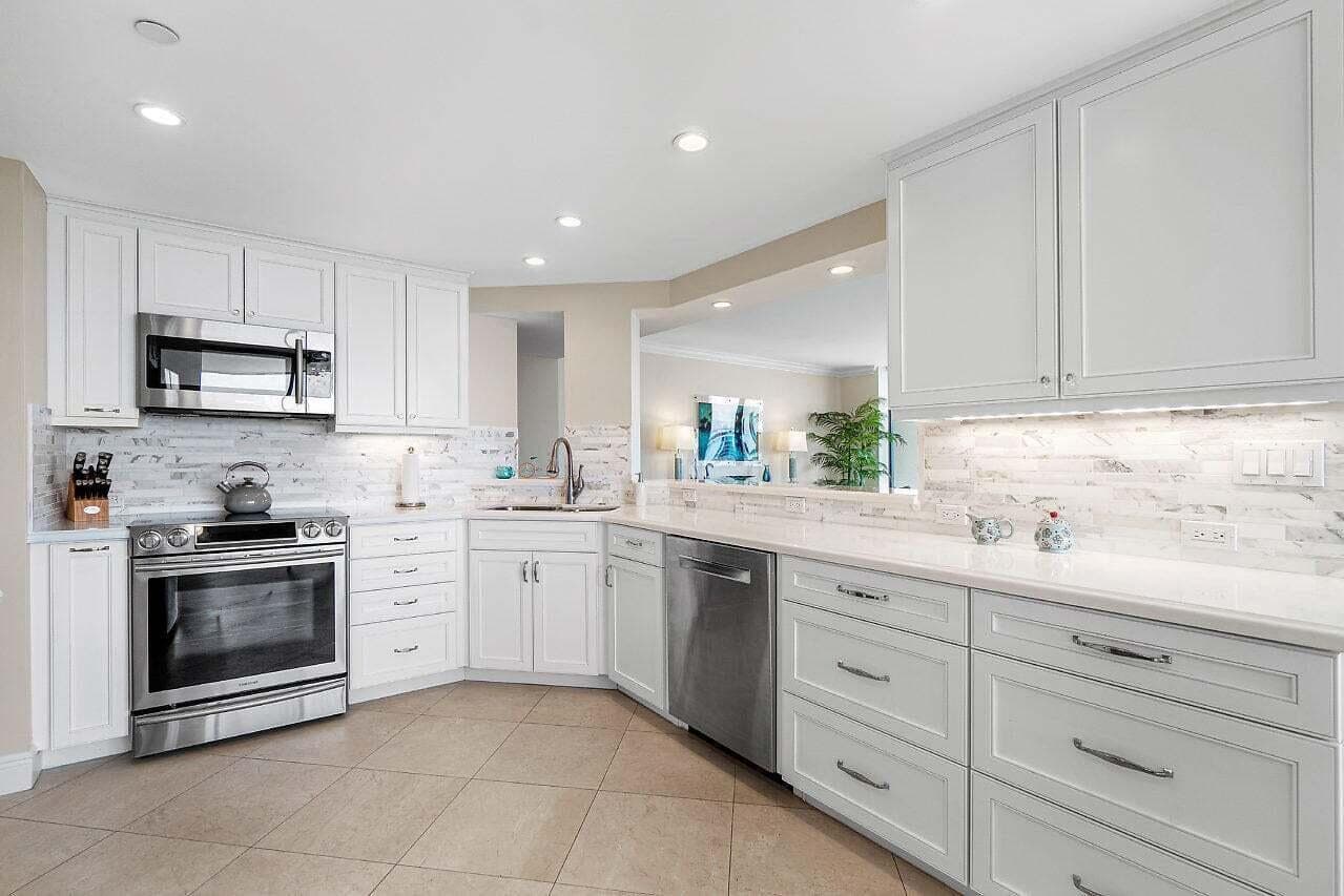 5080 N Ocean Drive 19d photo 11