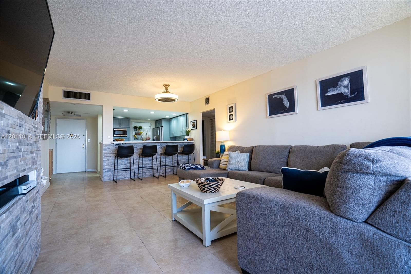 500 Three Islands Blvd 1008 photo 2