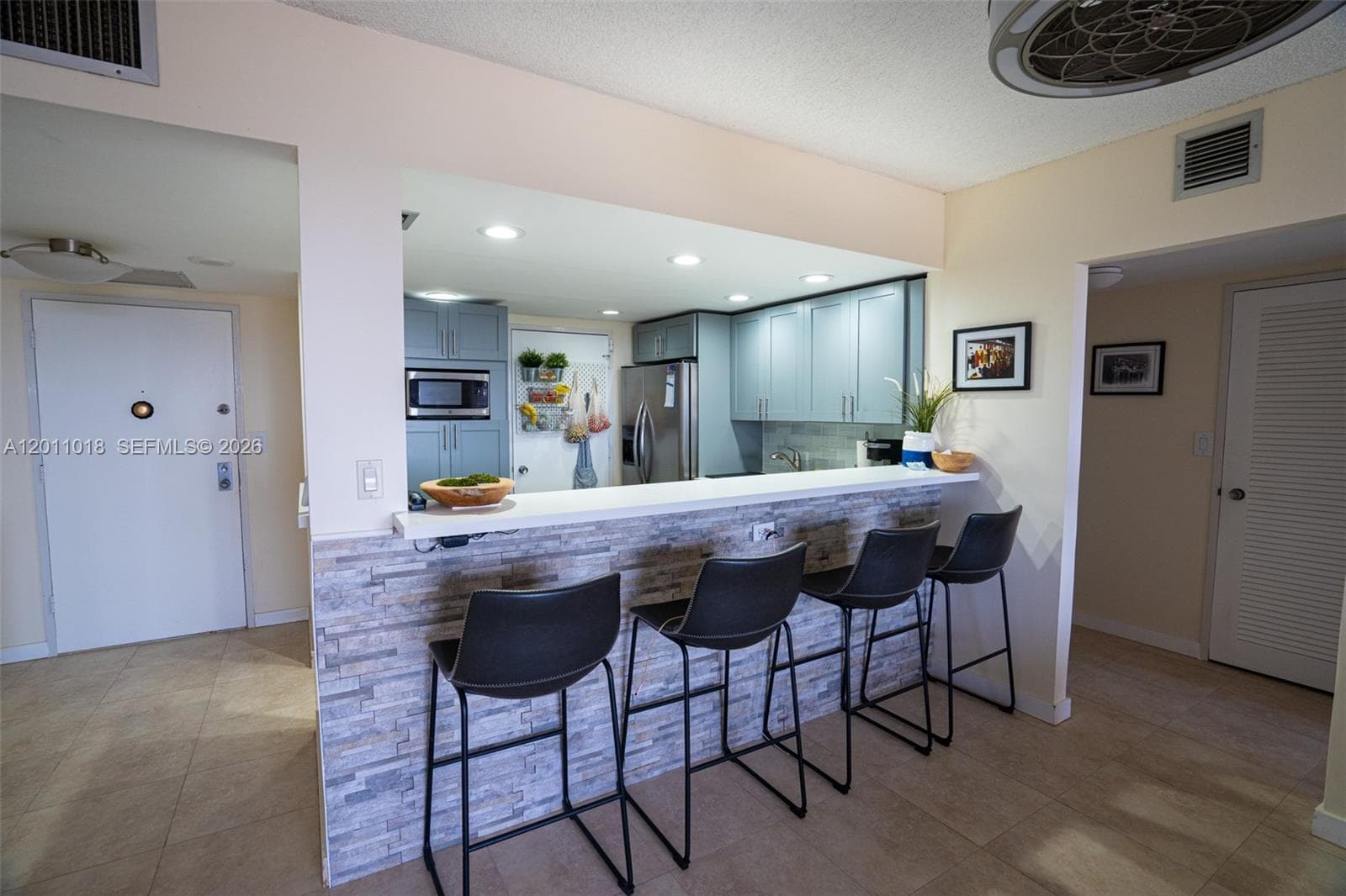 500 Three Islands Blvd 1008 photo 1