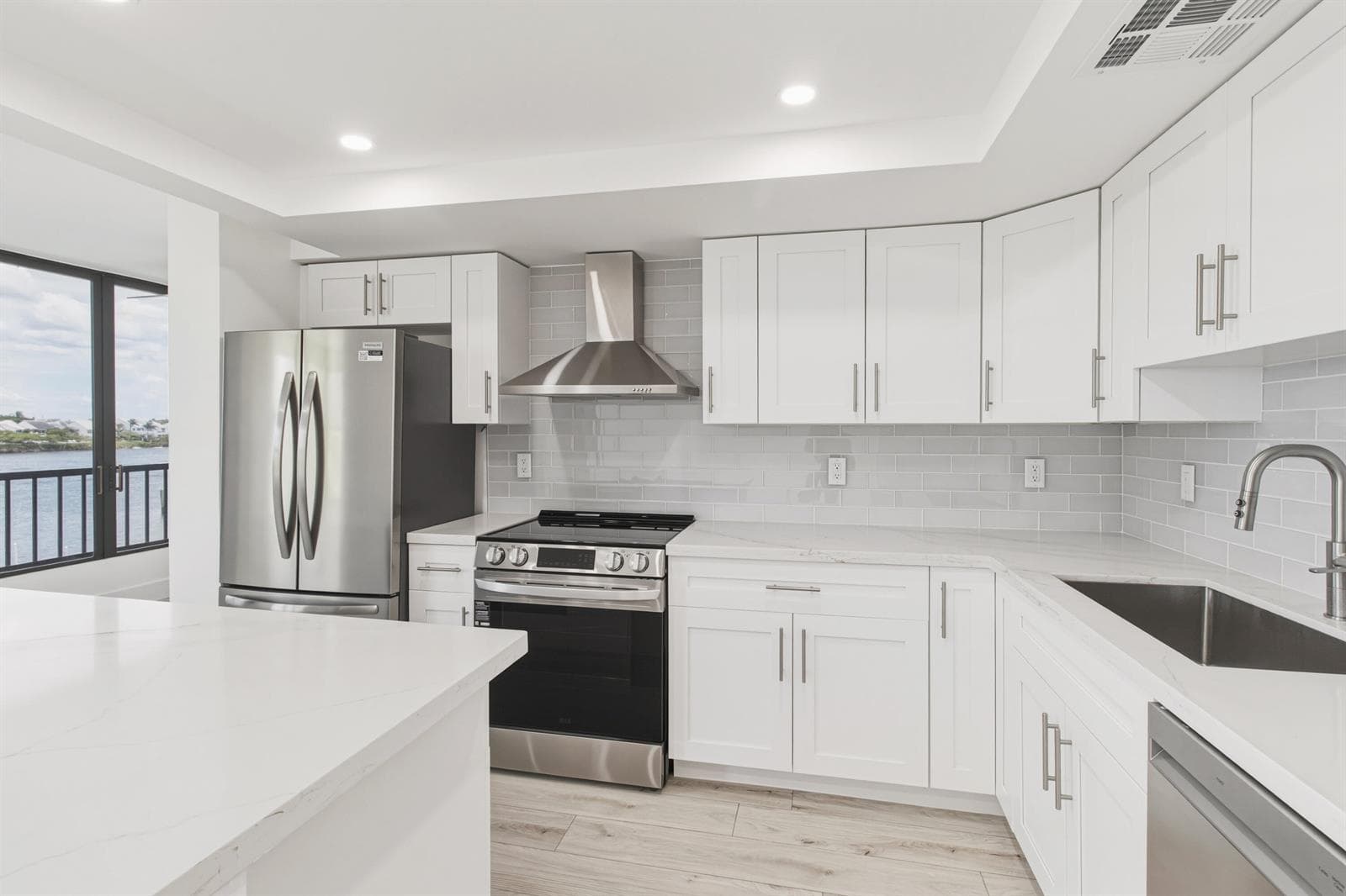 1748 Jupiter Cove Drive 319 photo 5