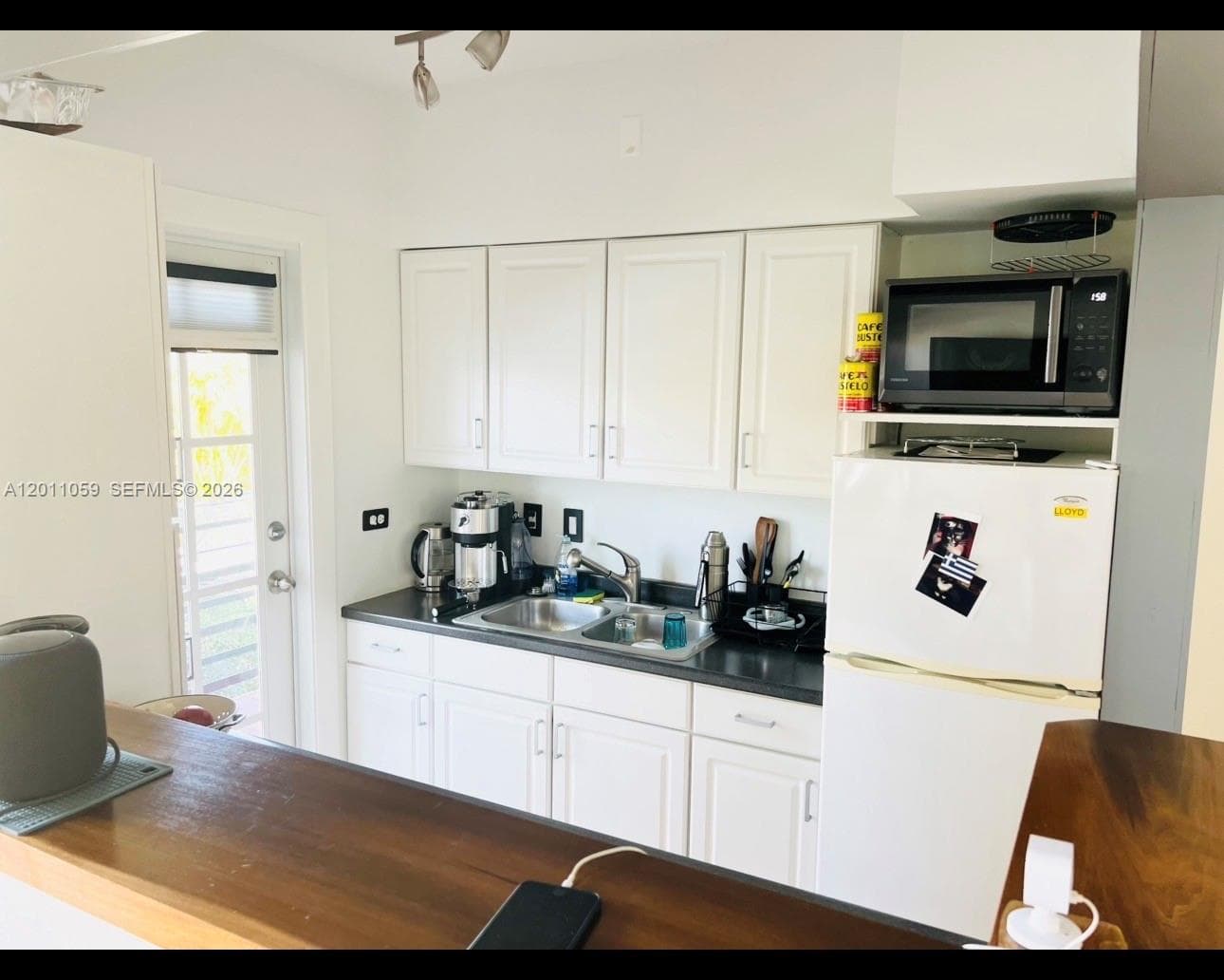 8600 Byron Ave 8600-8 photo 6