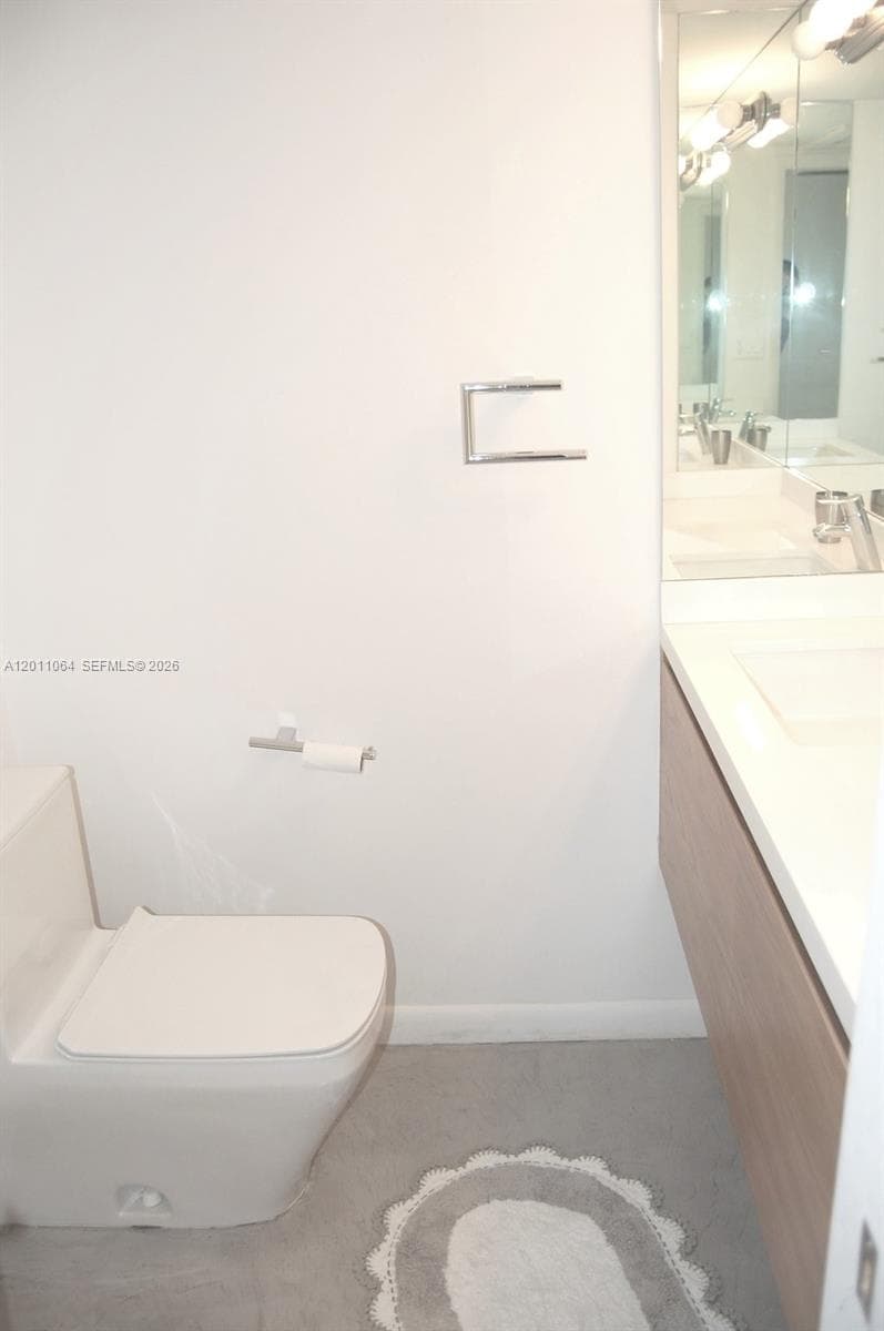 2301 Collins Ave 504 photo 20