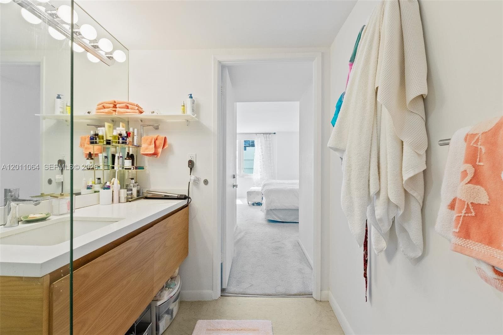 2301 Collins Ave 504 photo 19