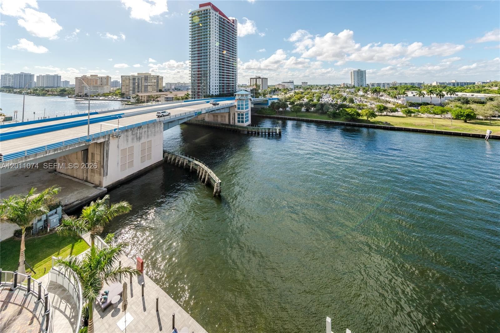 4010 S Ocean Dr R1808 photo 13