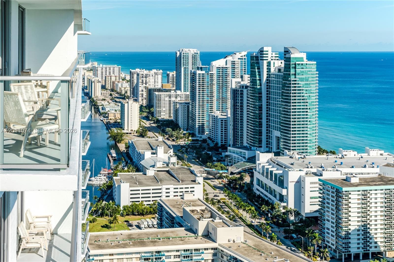 4010 S Ocean Dr R1808 photo 17