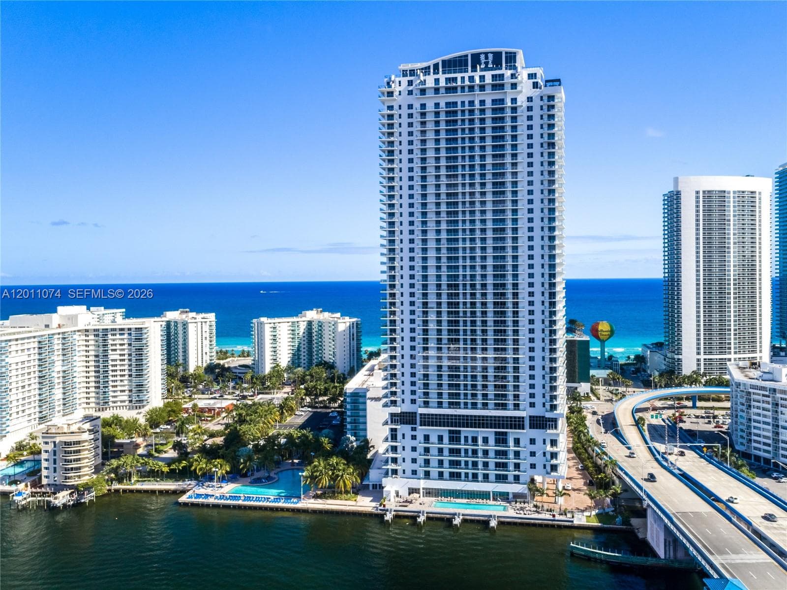 4010 S Ocean Dr R1808 photo 7