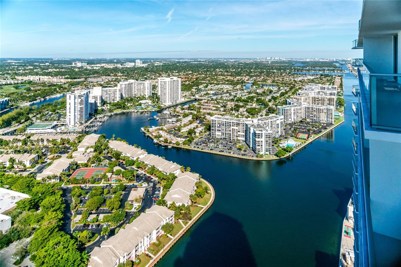 4010 S Ocean Dr R1808 photo 18