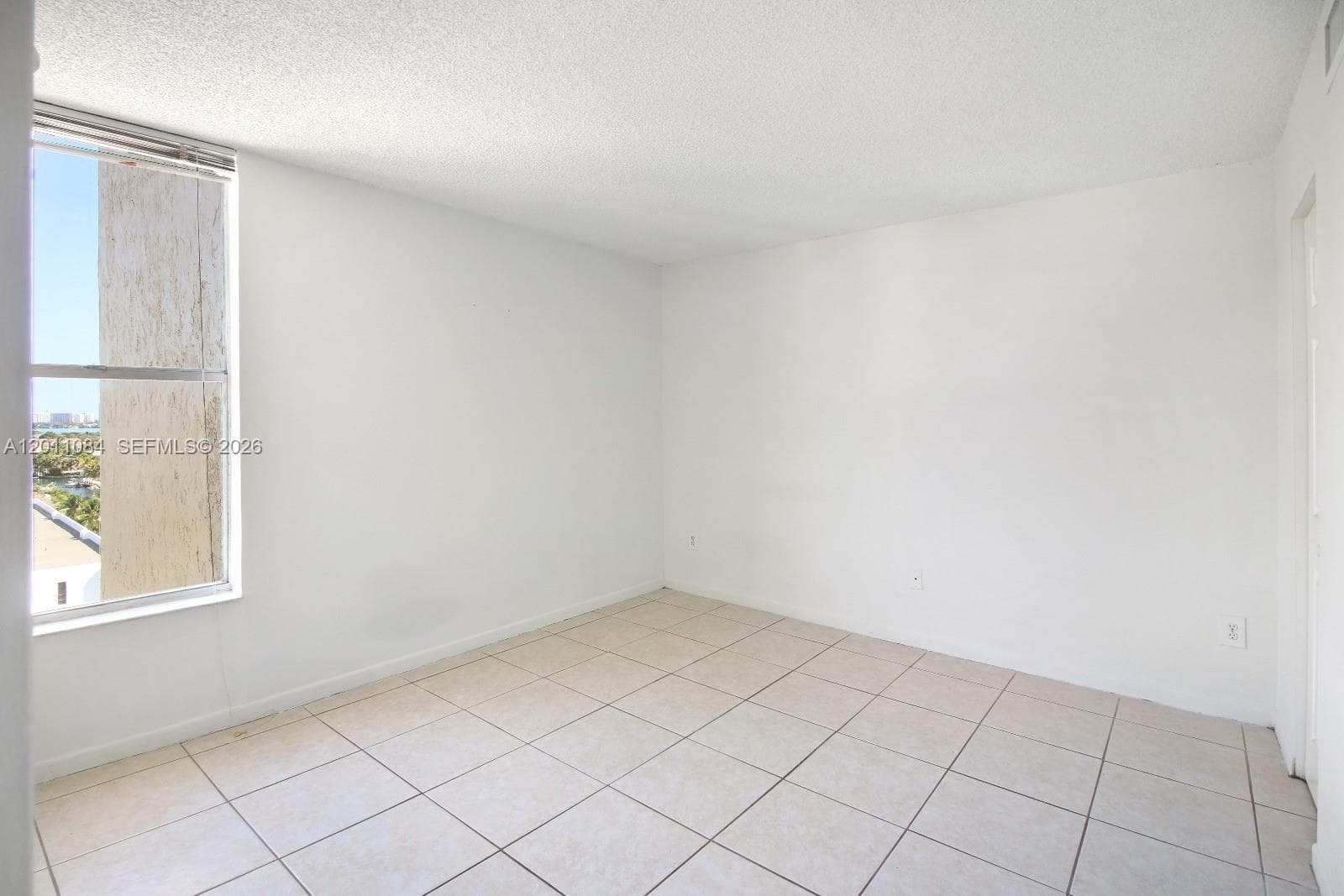 2350 135th St 1111 photo 13