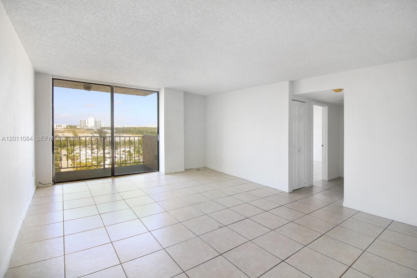 2350 135th St 1111 photo 14