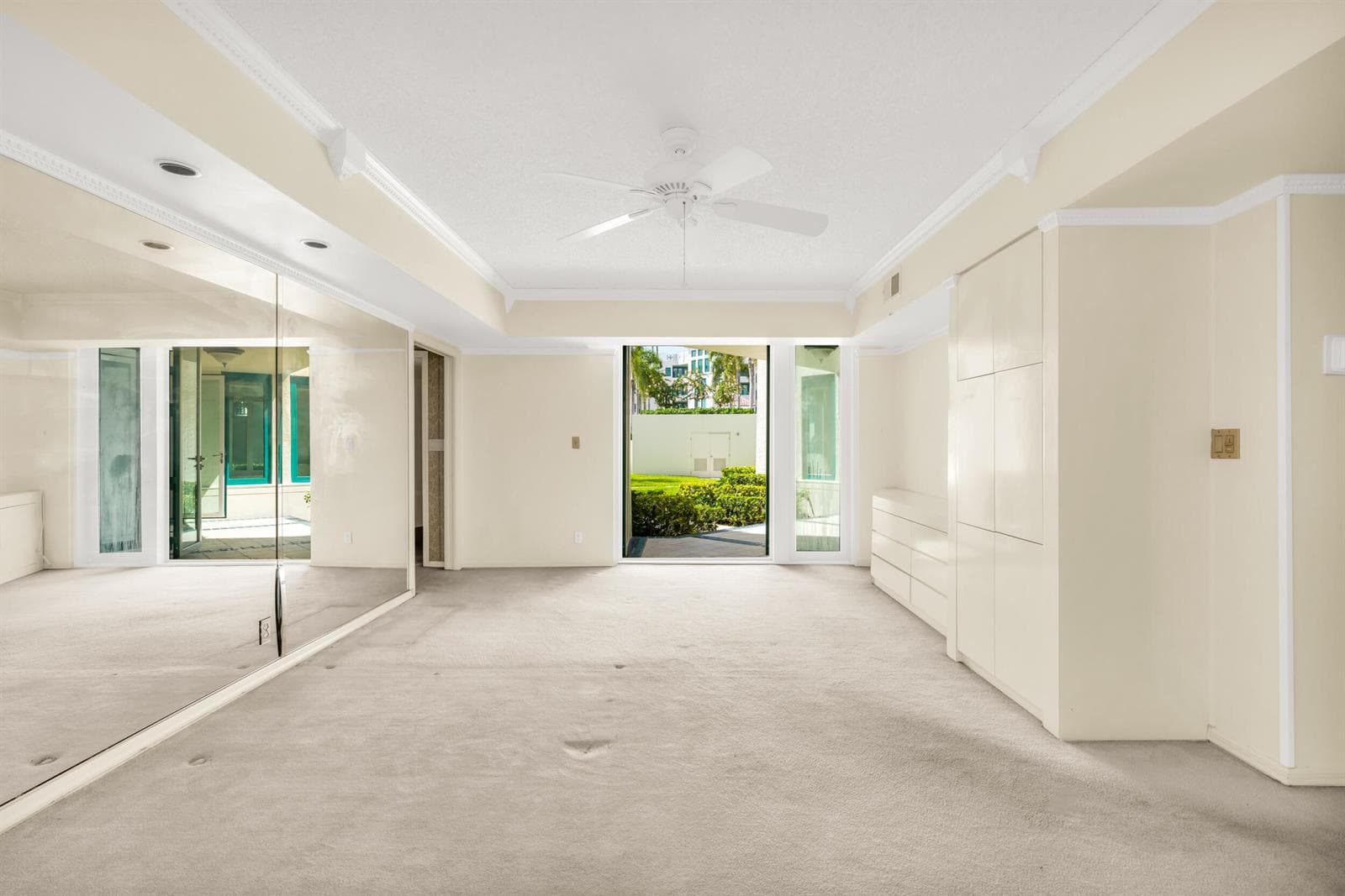 100 SE 5th Avenue 107 photo 12