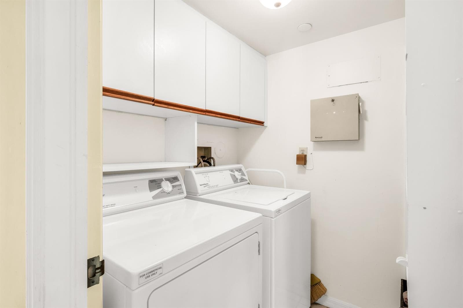 100 SE 5th Avenue 107 photo 19