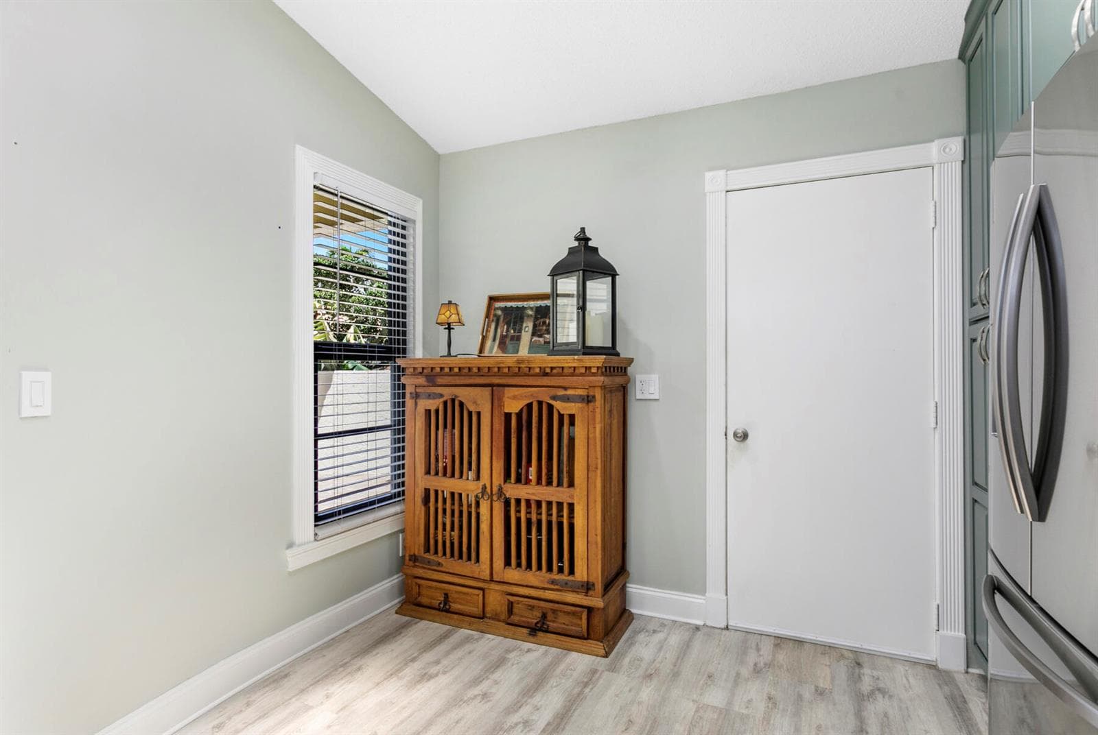10711 Palm Leaf Drive B photo 7