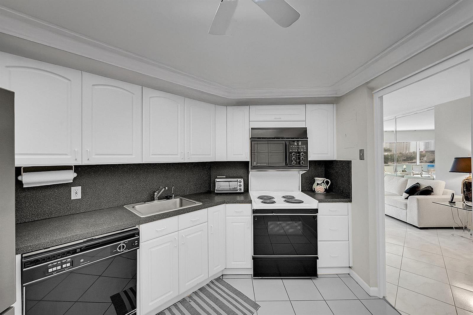 701 E Camino Real 4b photo 17
