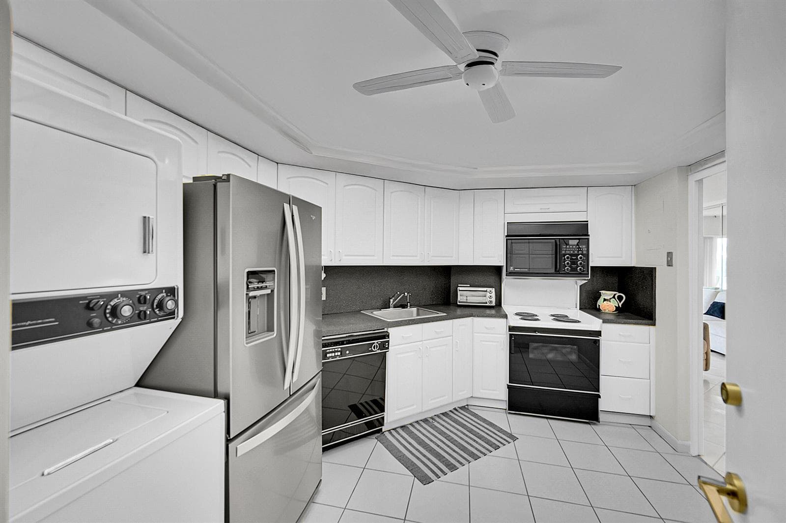 701 E Camino Real 4b photo 16