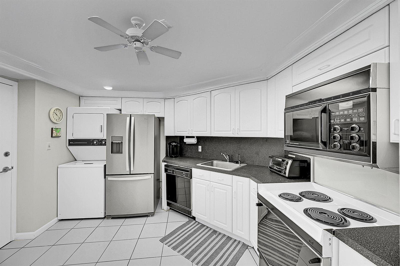 701 E Camino Real 4b photo 15