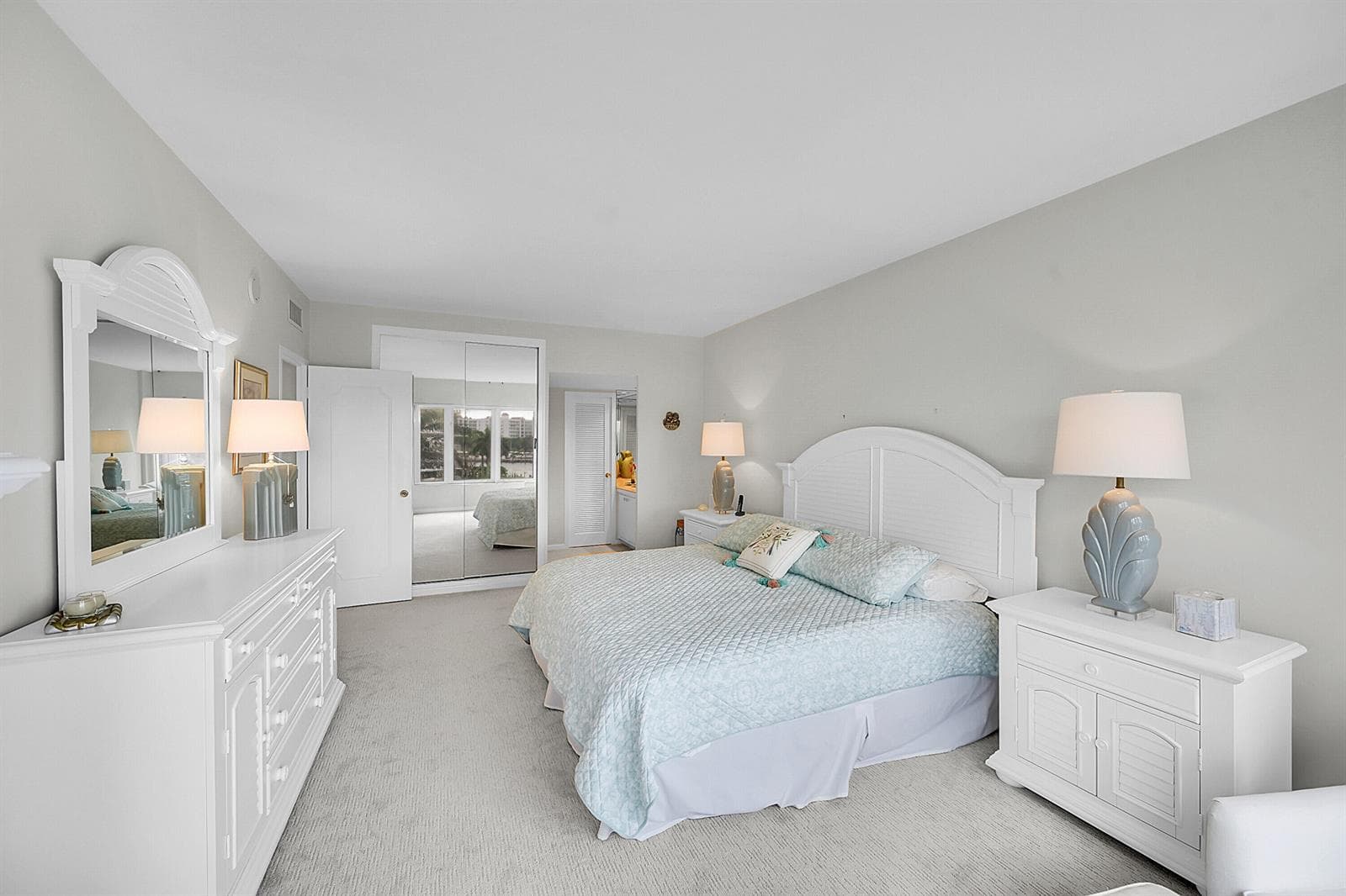 701 E Camino Real 4b photo 19
