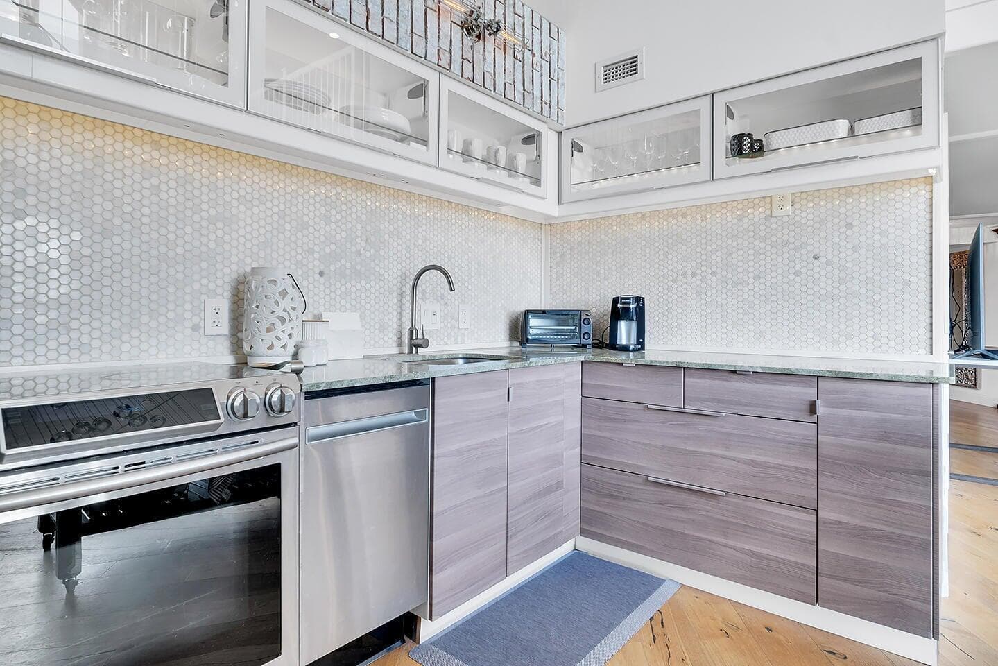 101 N Clematis Street 513 photo 6