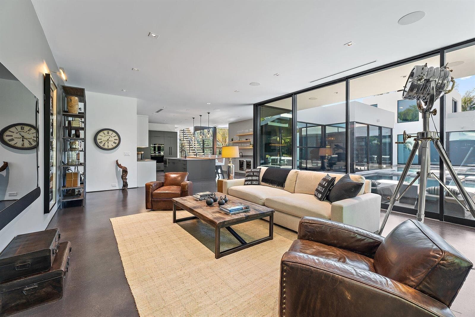 12 N Beach Road photo 17