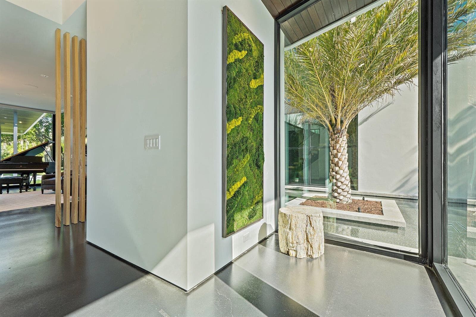 12 N Beach Road photo 9