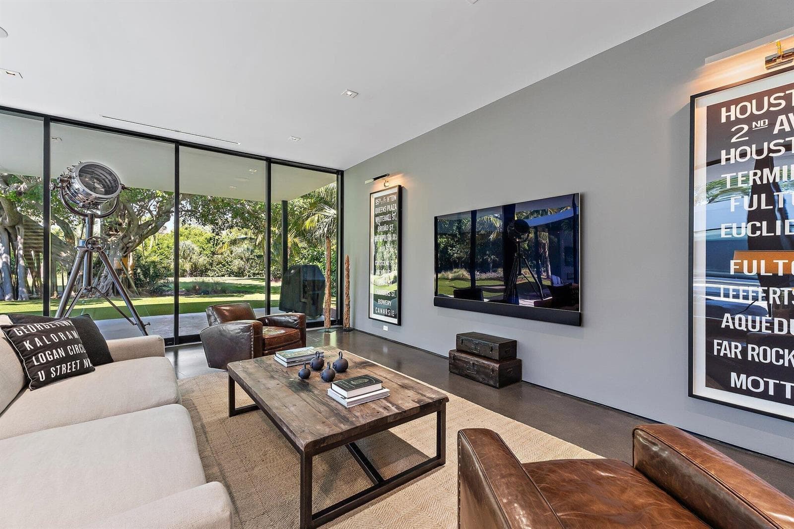 12 N Beach Road photo 18