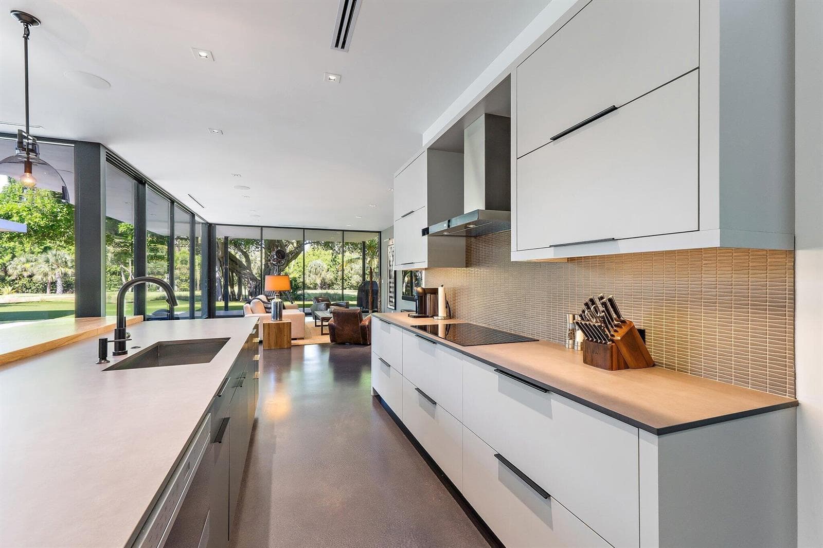 12 N Beach Road photo 15