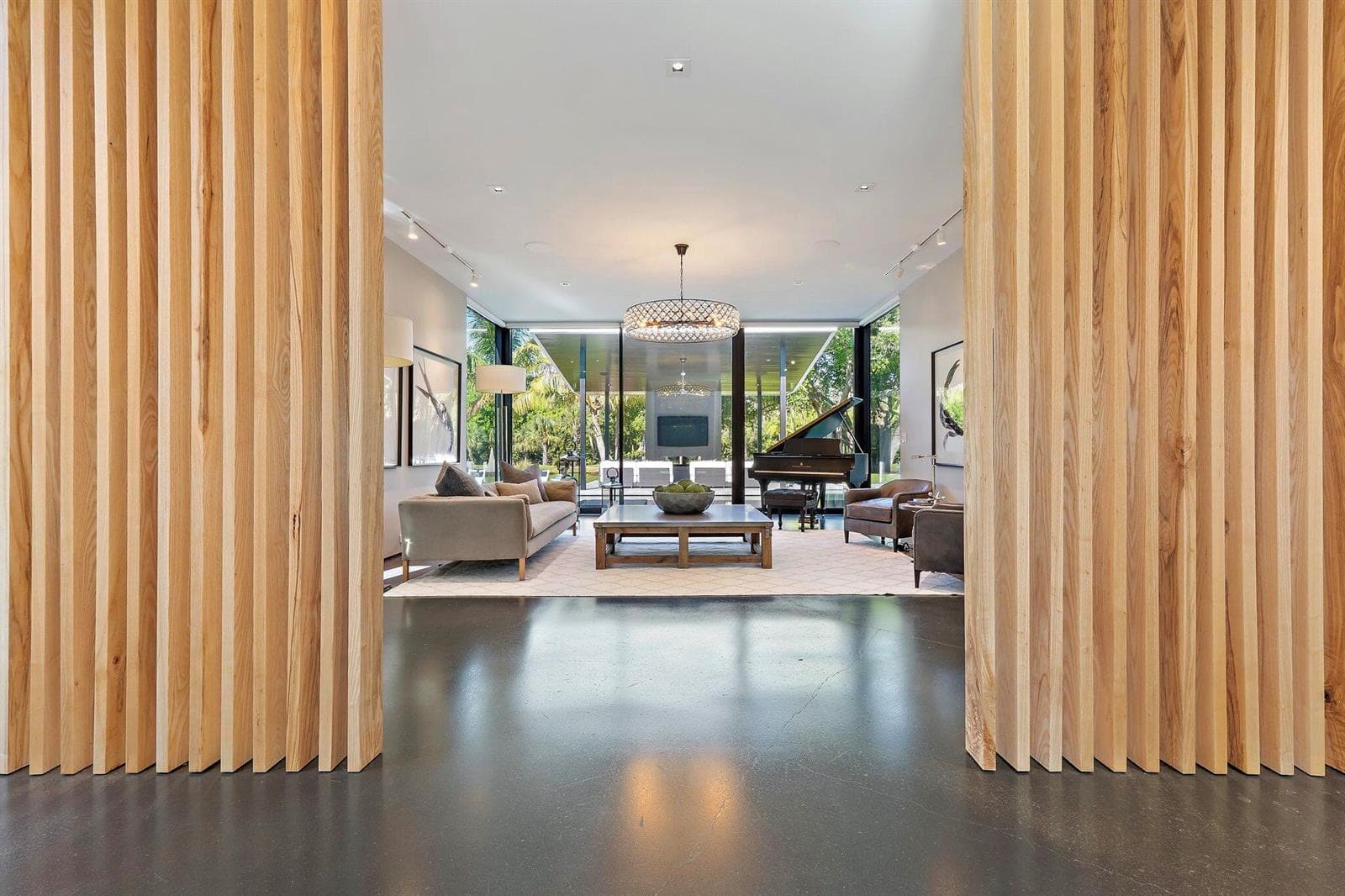 12 N Beach Road photo 8
