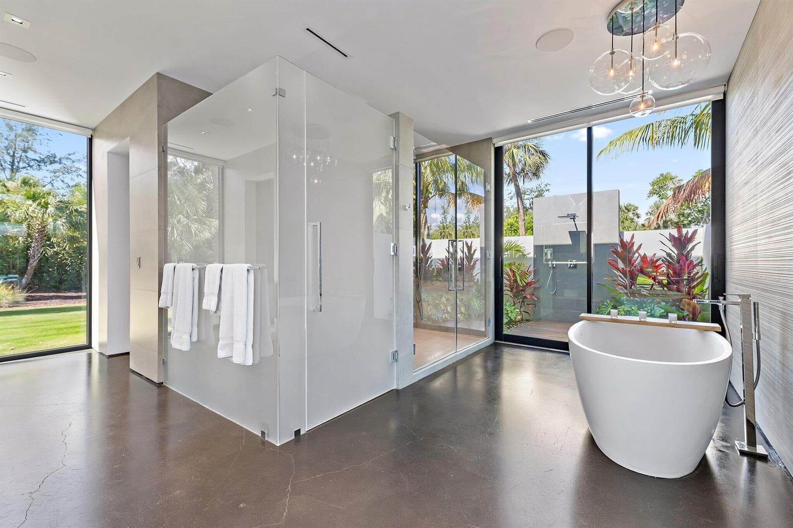 12 N Beach Road photo 25