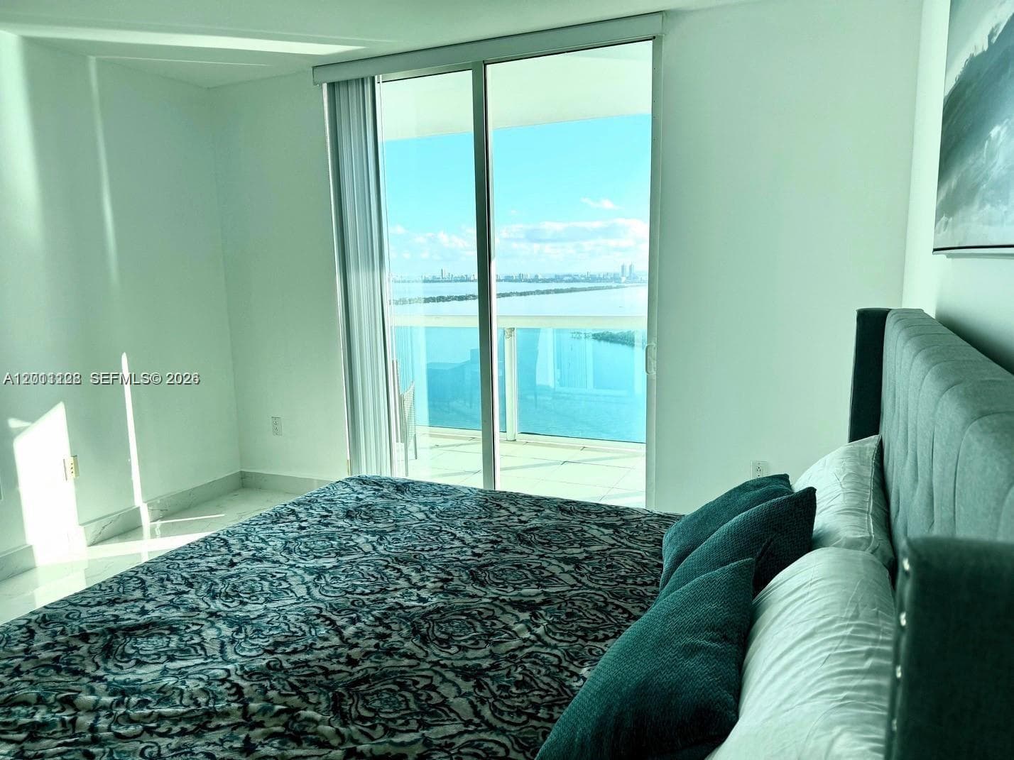 1800 Bayshore Dr 3807 photo 13