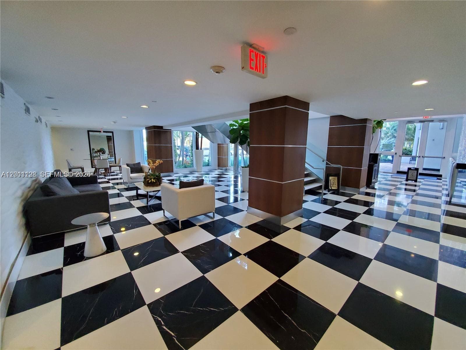 1800 Bayshore Dr 3807 photo 19