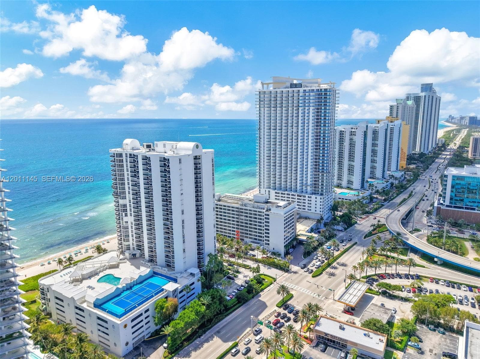 16711 Collins Ave 1804 photo 9