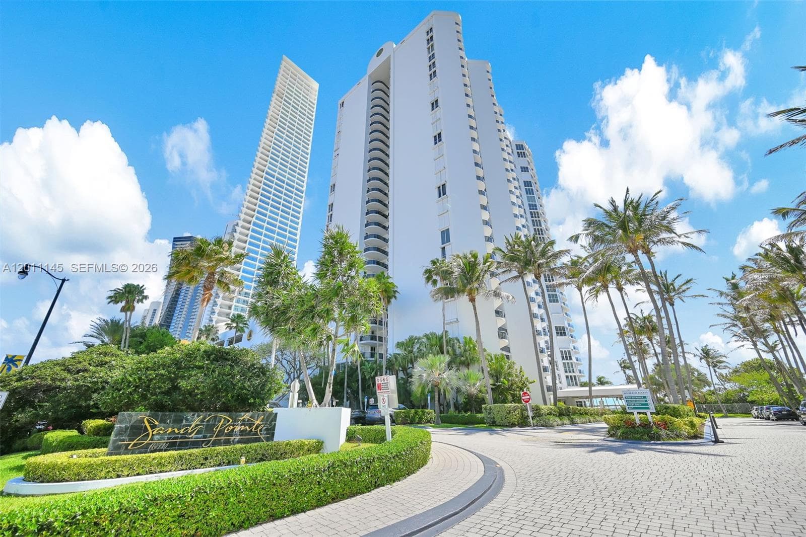 16711 Collins Ave 1804 photo 19