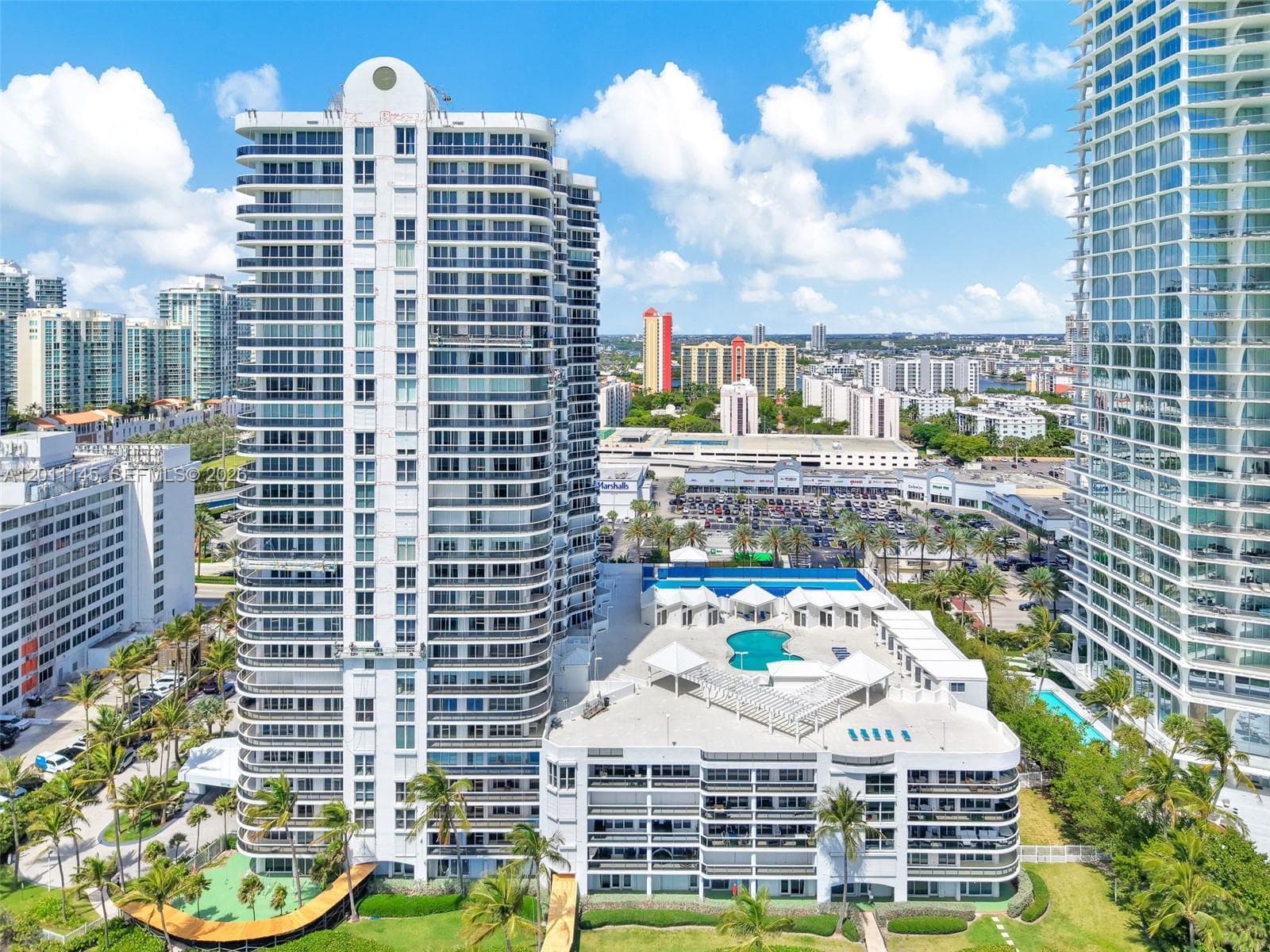 16711 Collins Ave 1804 photo 8