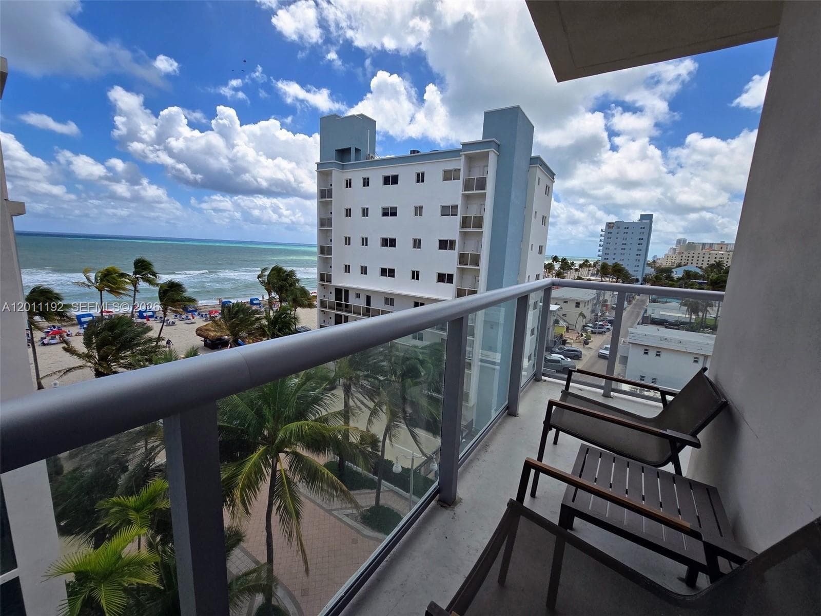 777 Ocean Dr N507 photo 2