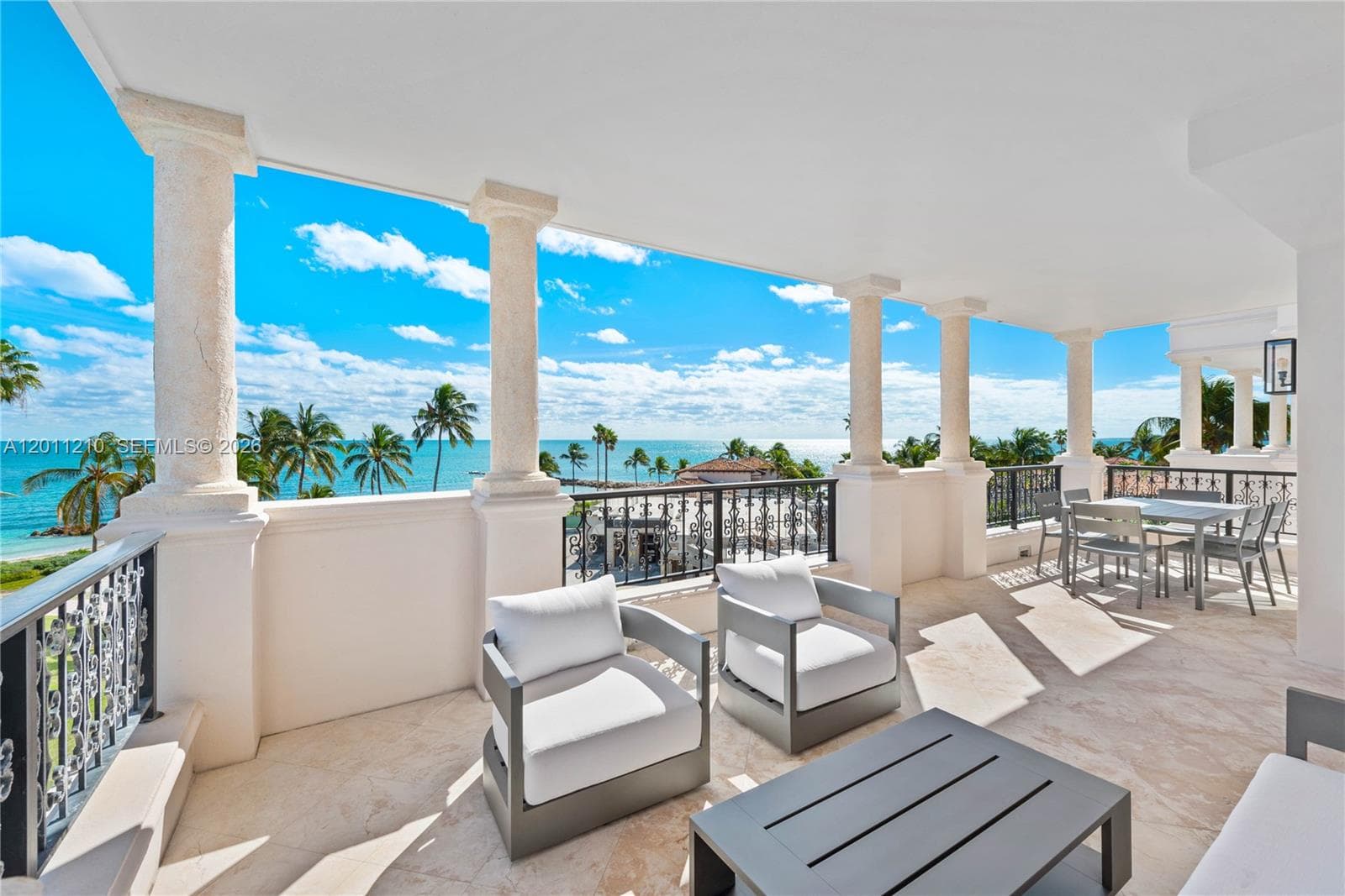 19242 Fisher Island Dr 19242 photo 20