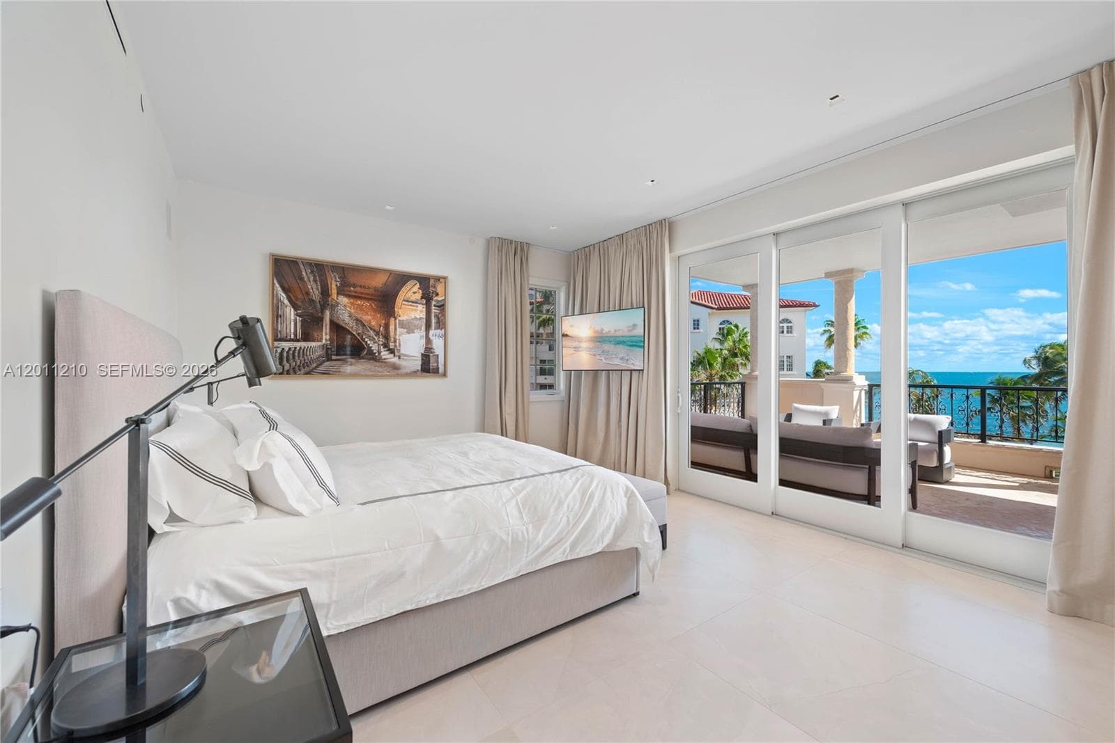 19242 Fisher Island Dr 19242 photo 21