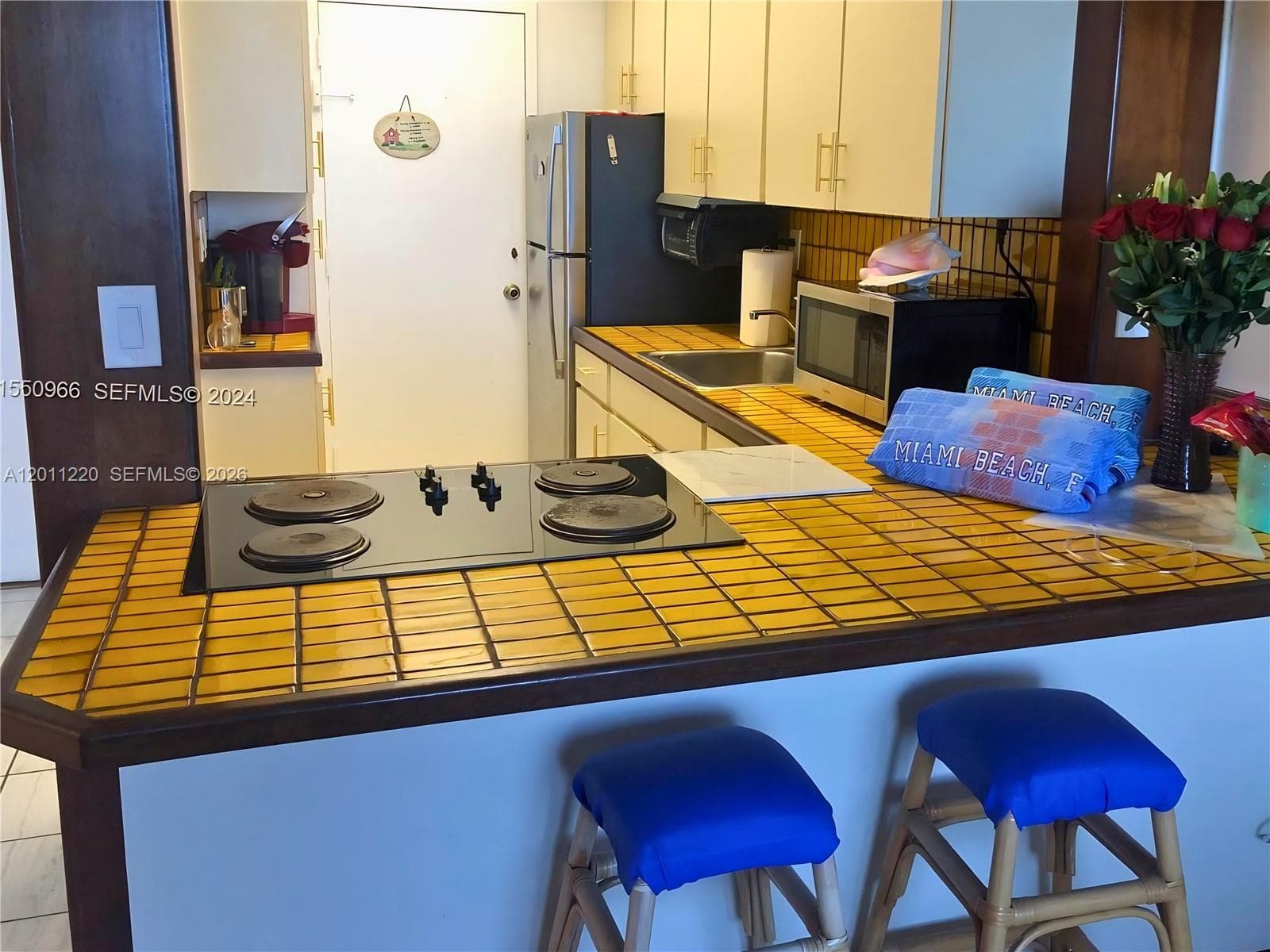 2899 Collins Ave 905 photo 5