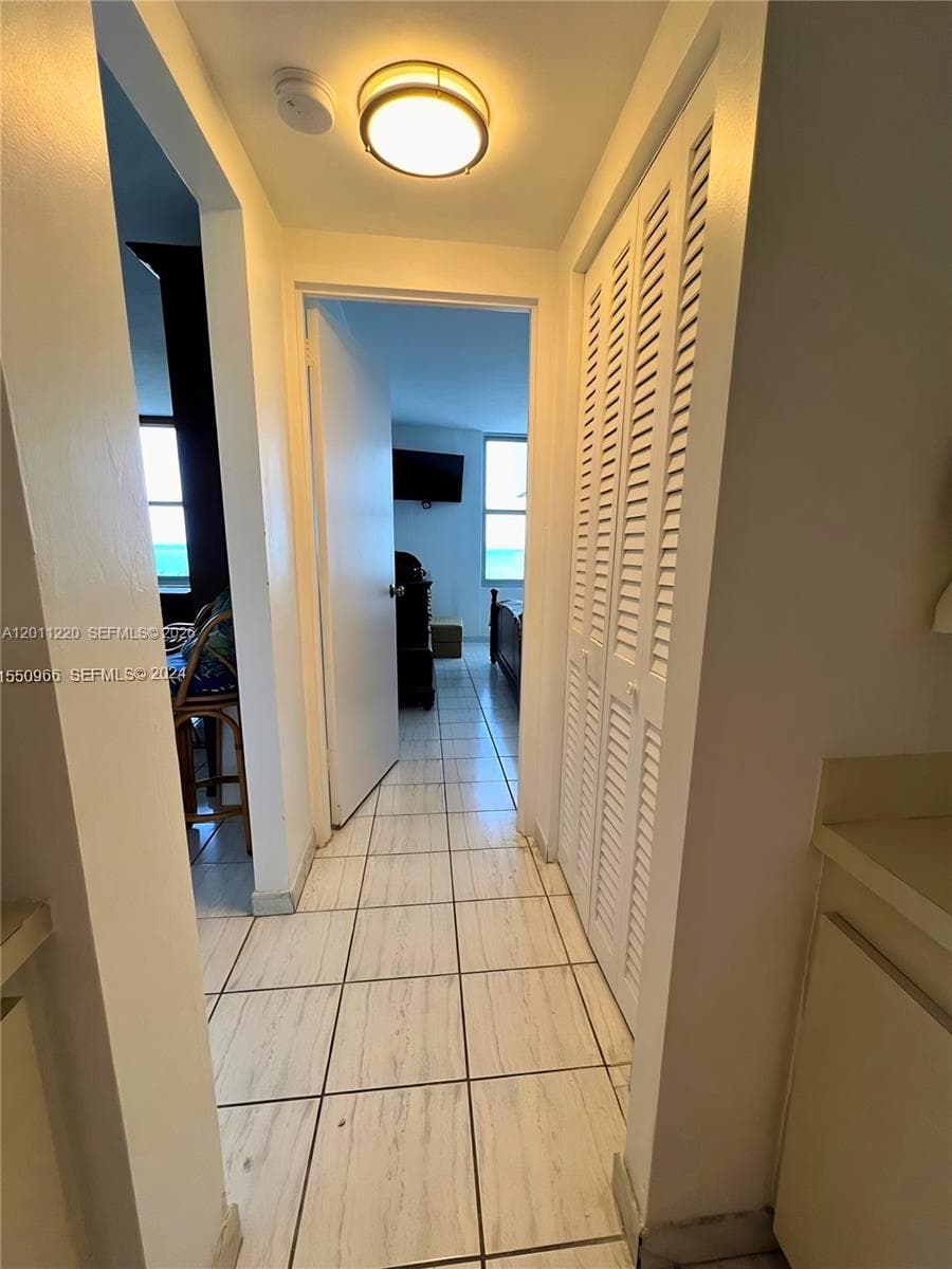 2899 Collins Ave 905 photo 10