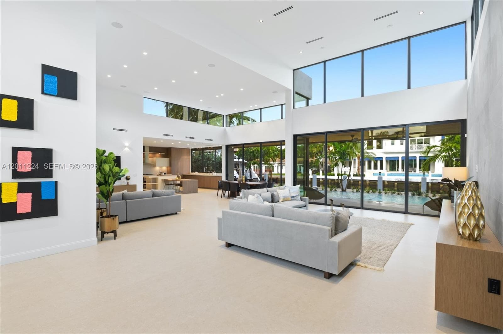 401 Royal Plaza Dr na photo 17