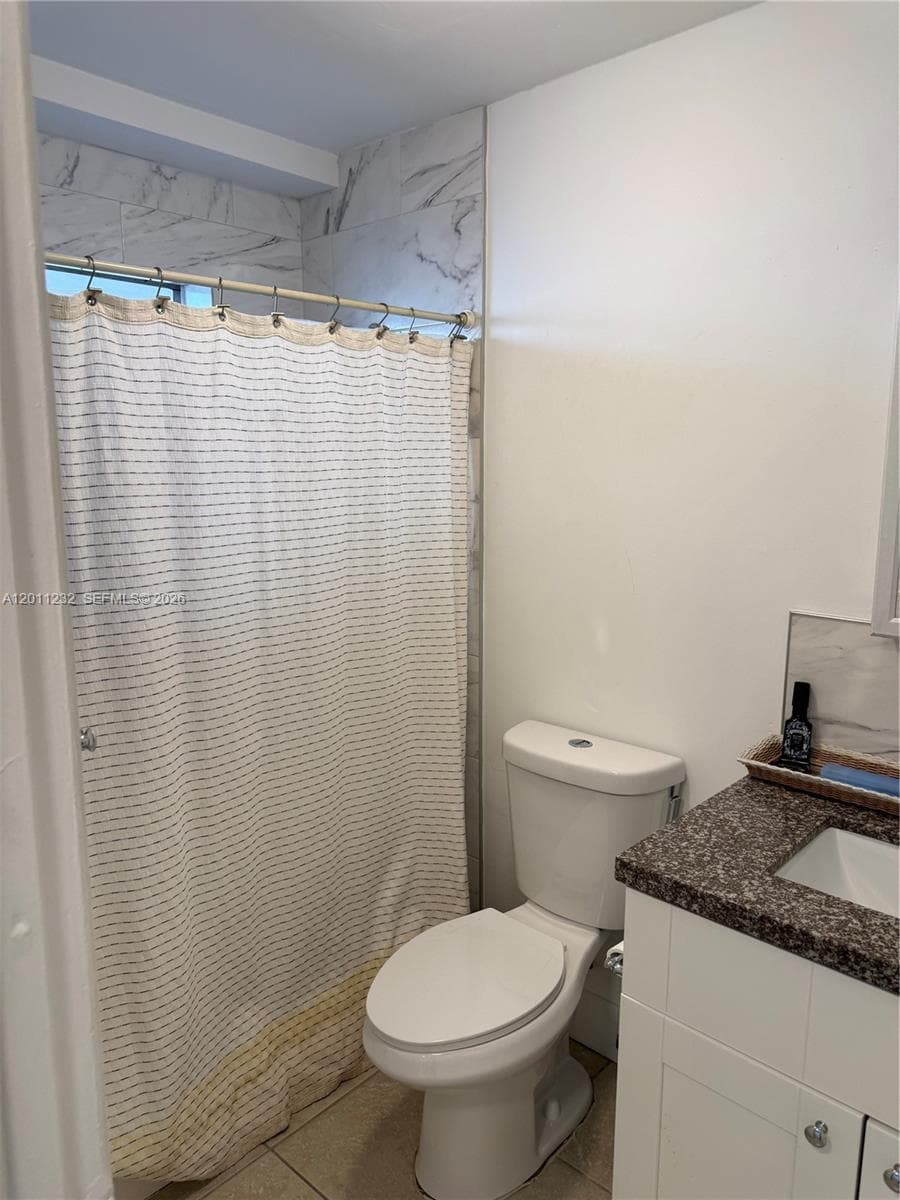 399 72nd Ave 209 photo 18