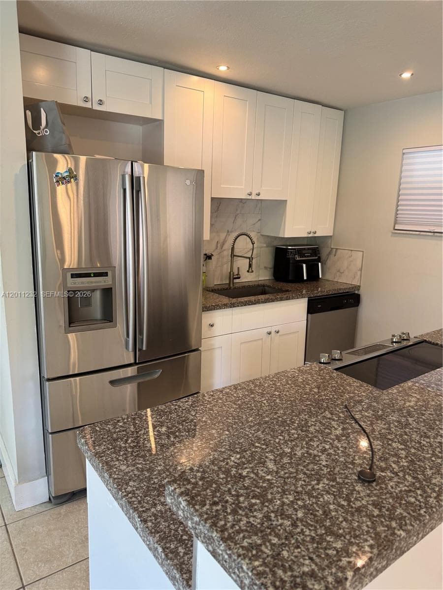399 72nd Ave 209 photo 15