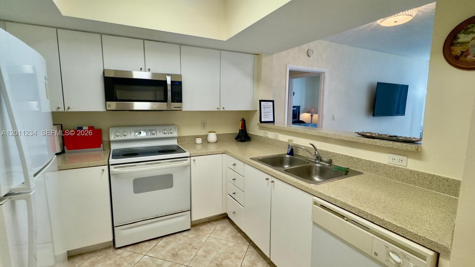 17375 Collins Ave 1003 photo 9