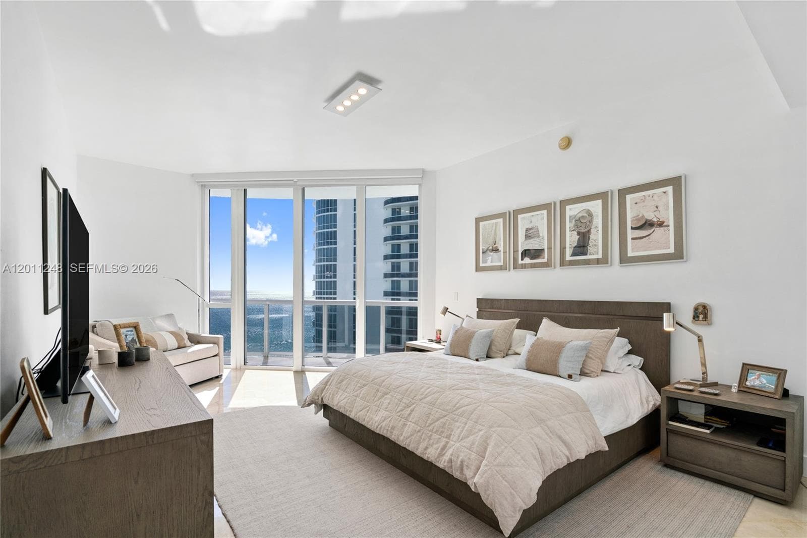15901 Collins Ave 1206 photo 24