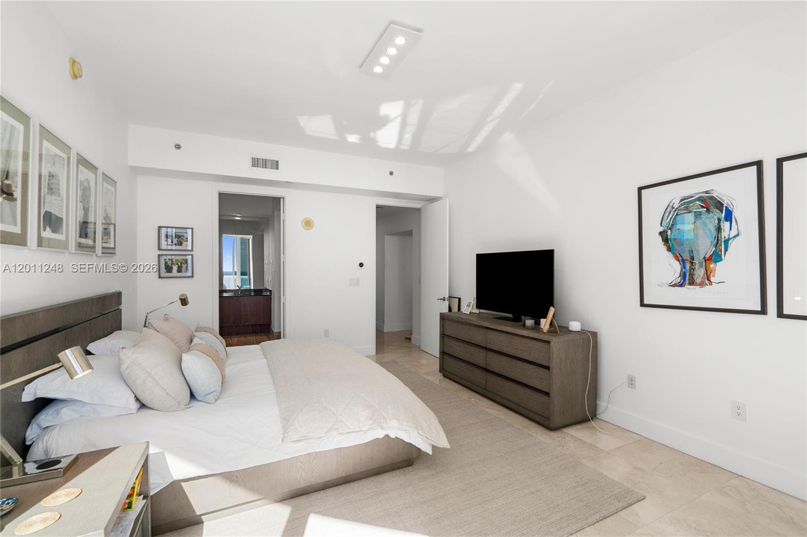 15901 Collins Ave 1206 photo 25