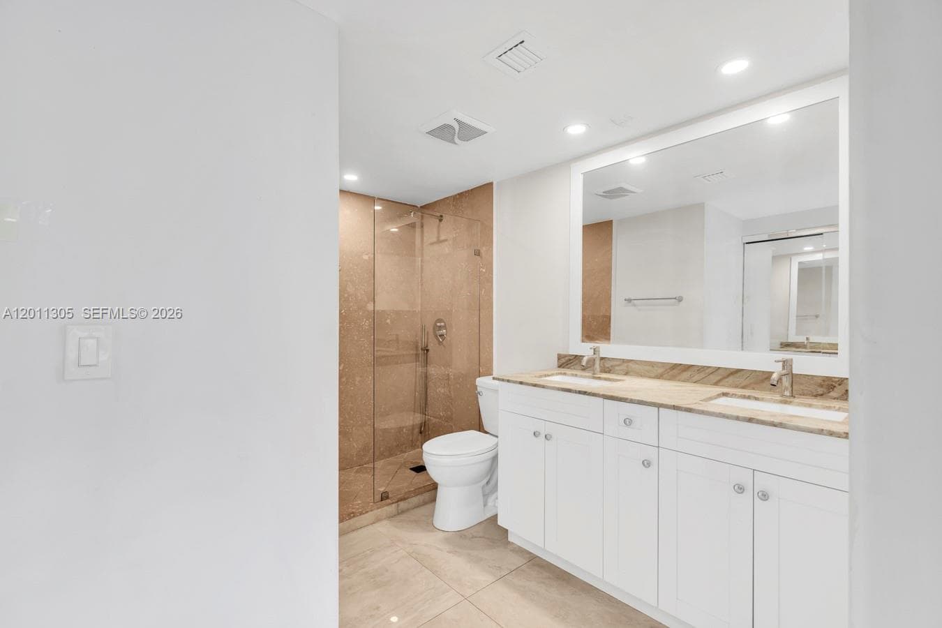 300 Diplomat Pkwy 204 photo 13