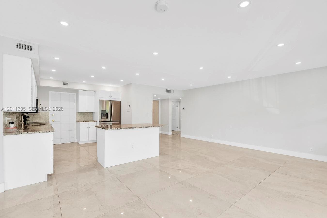 300 Diplomat Pkwy 204 photo 8