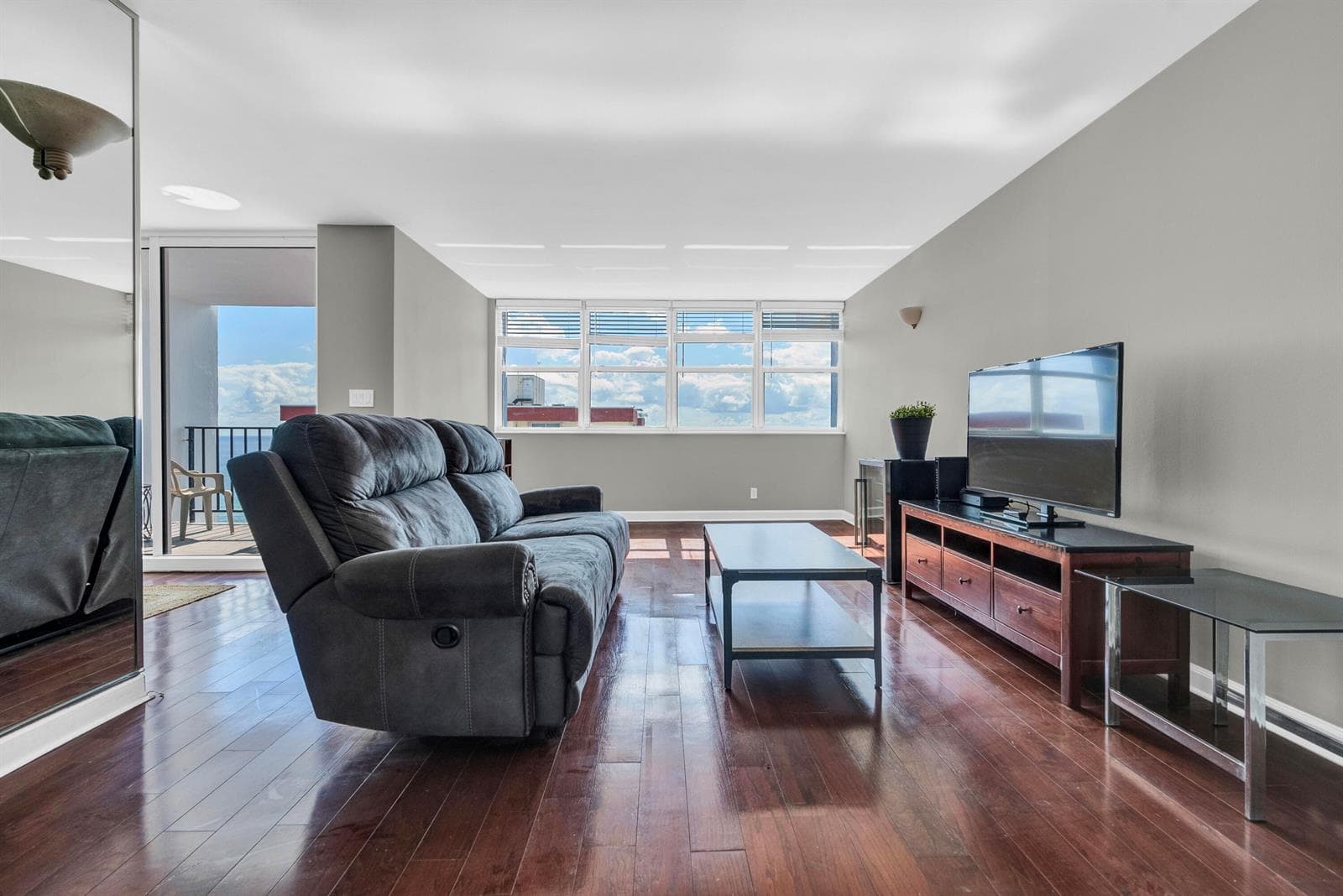 1400 S Ocean Drive 1702 photo 3