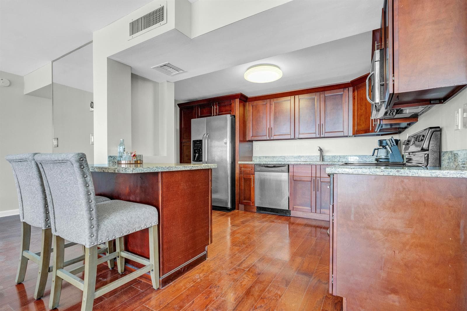 1400 S Ocean Drive 1702 photo 9
