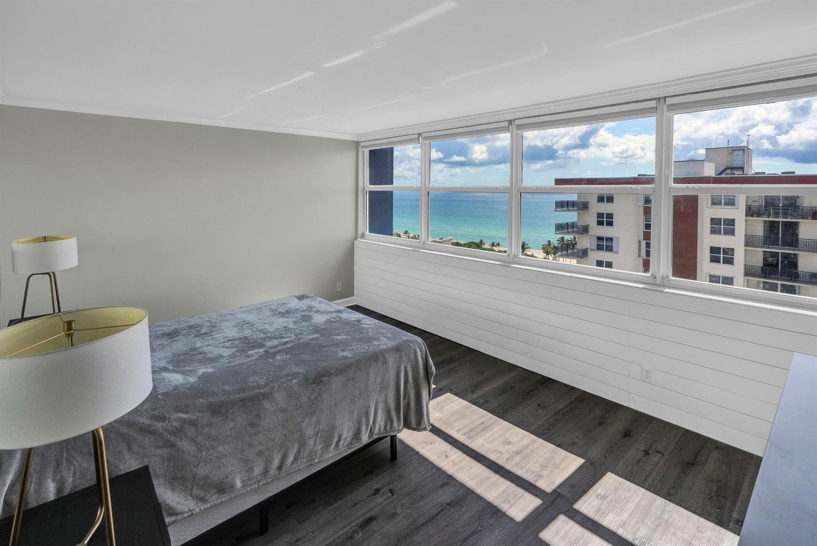 1400 S Ocean Drive 1702 photo 18