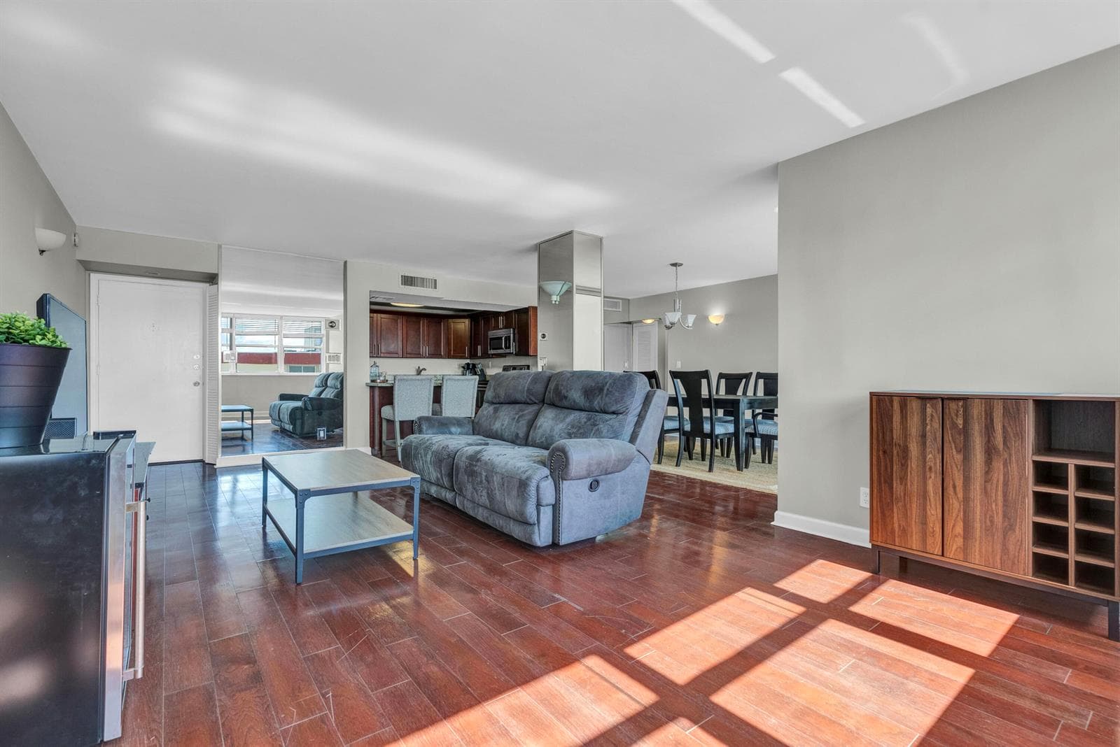 1400 S Ocean Drive 1702 photo 4