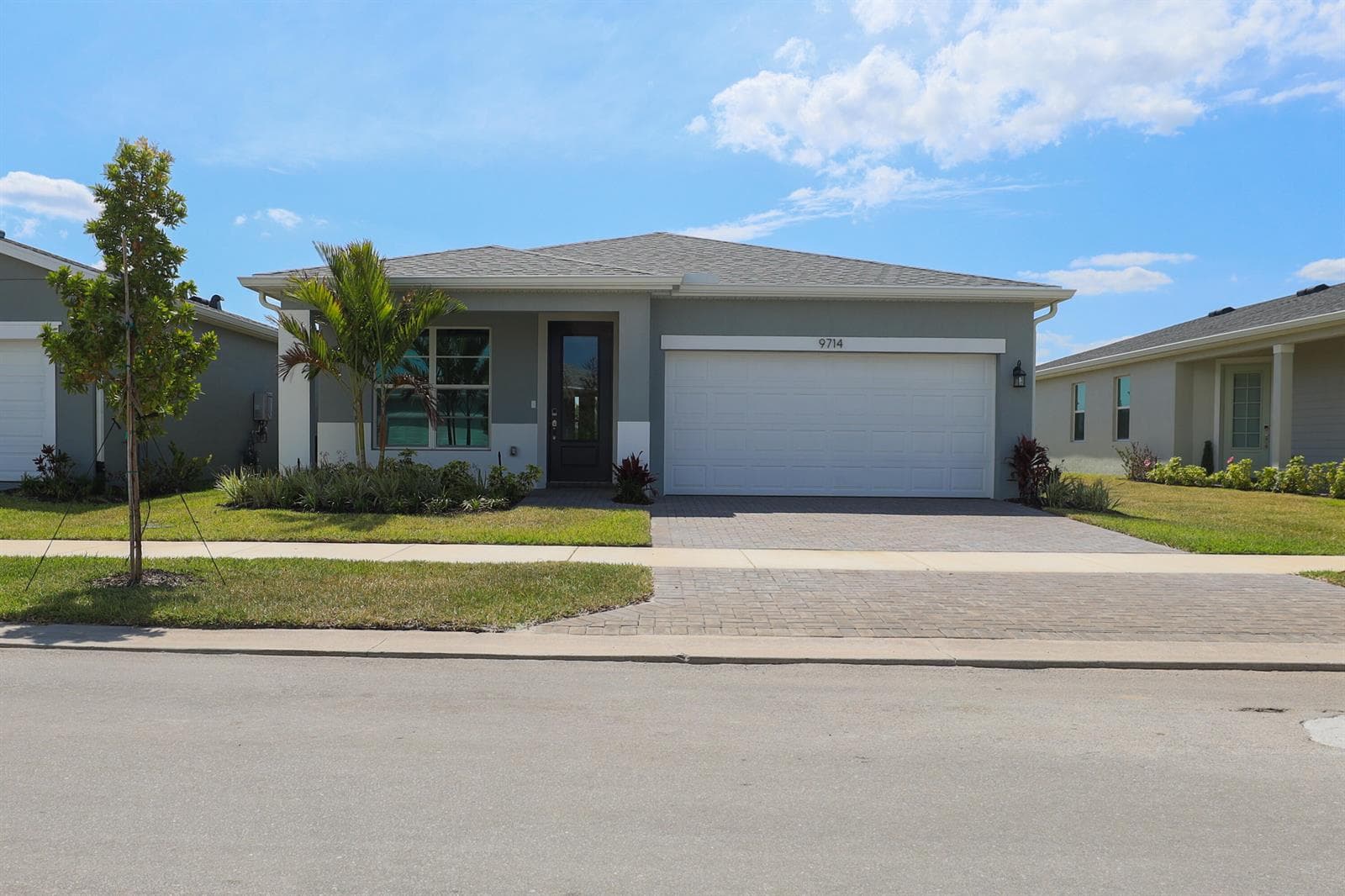 9714 SW Indra Way photo 1